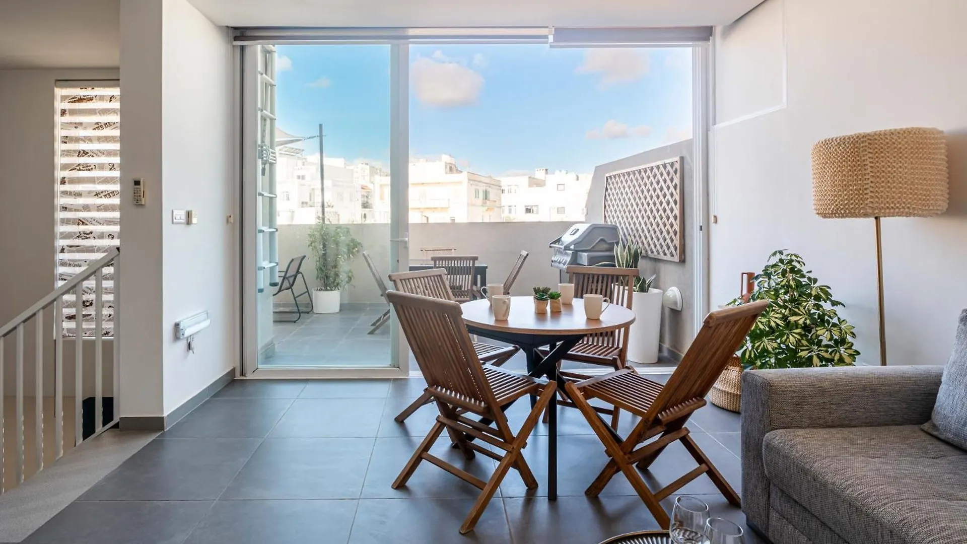 Charming 3 Story Maltese House With Terrace & Bbq Apartment Saint Julian's