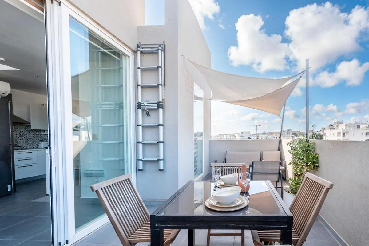 Charming 3 Story Maltese House With Terrace & Bbq Apartment Saint Julian's