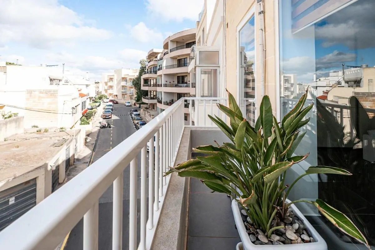 Charming 3 Story Maltese House With Terrace & Bbq Apartment Saint Julian's
